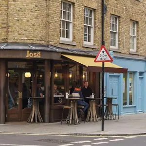 https://luxury-2-bedroom-2-bathroom-apartment-borough-market.brighton-hotels-england.com